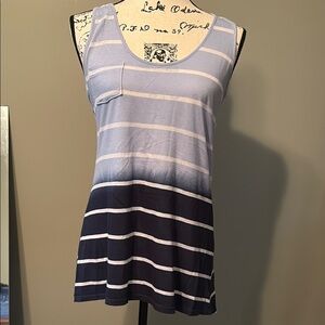 Jessica Simpson tank Top